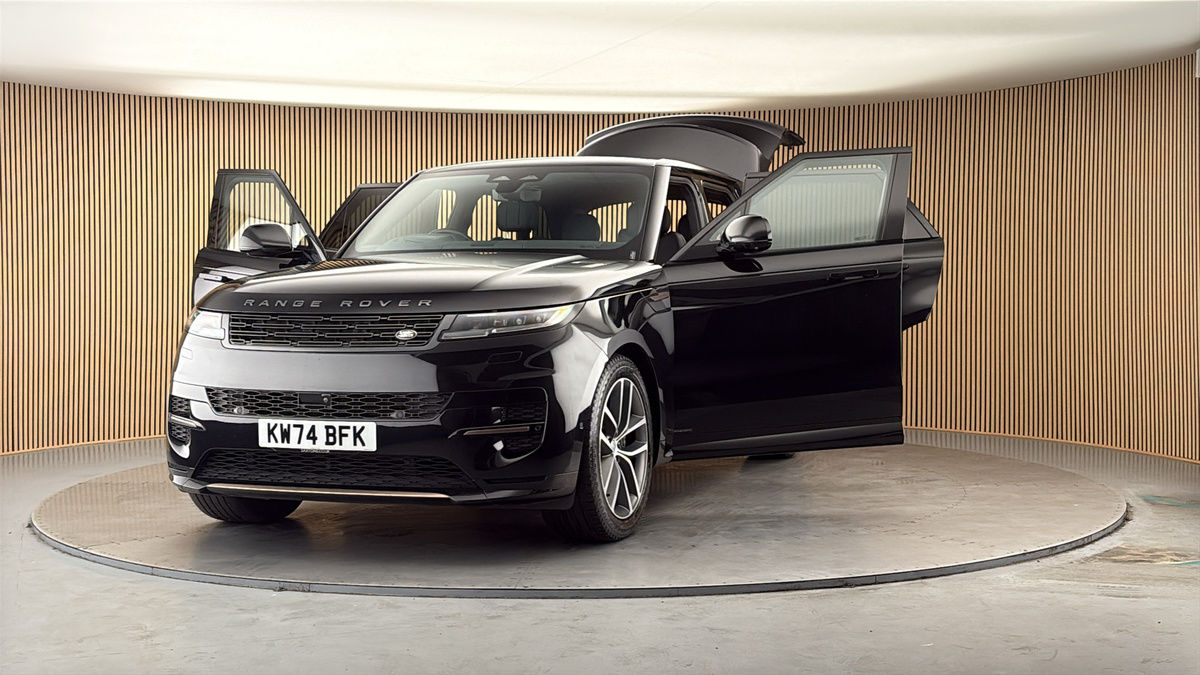 More views of Land Rover Range Rover Sport