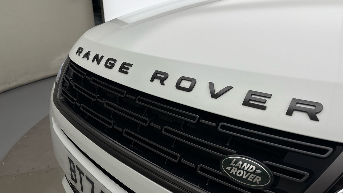Land Rover Range Rover Evoque Image 24