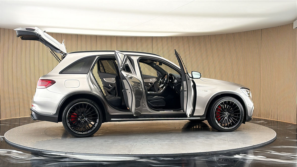 More views of Mercedes-Benz GLC