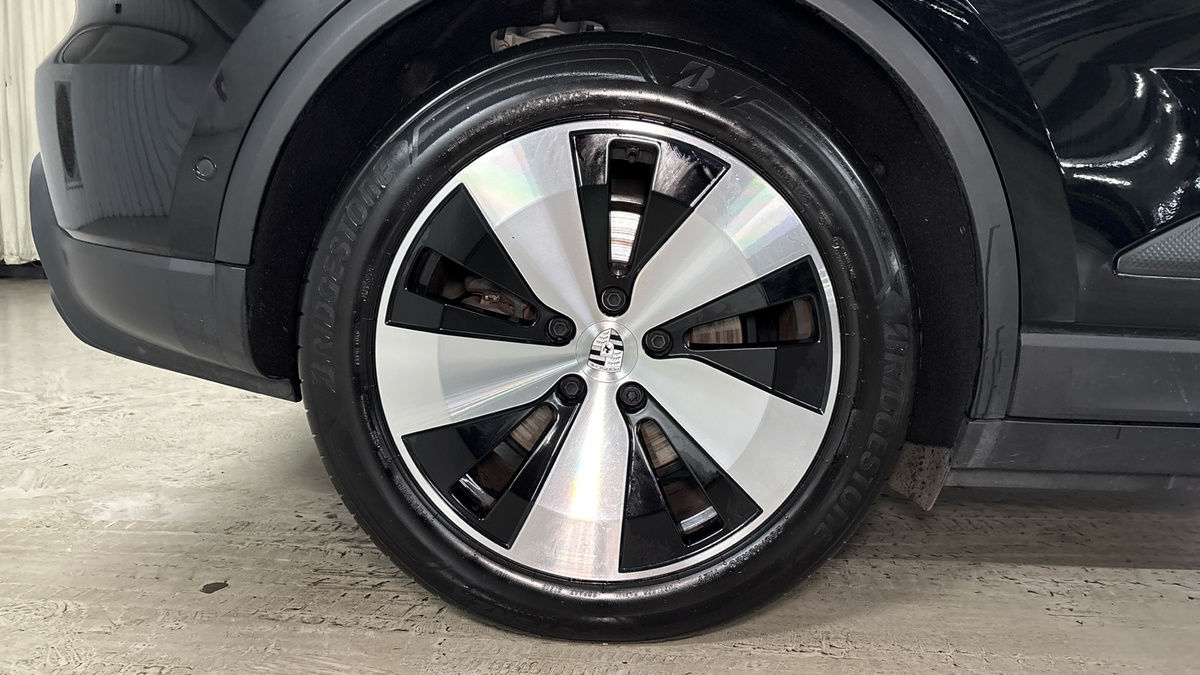 Porsche Macan Image 10