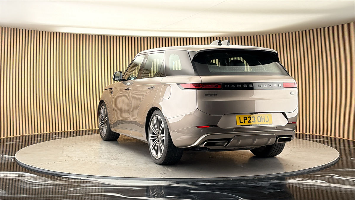 More views of Land Rover Range Rover Sport