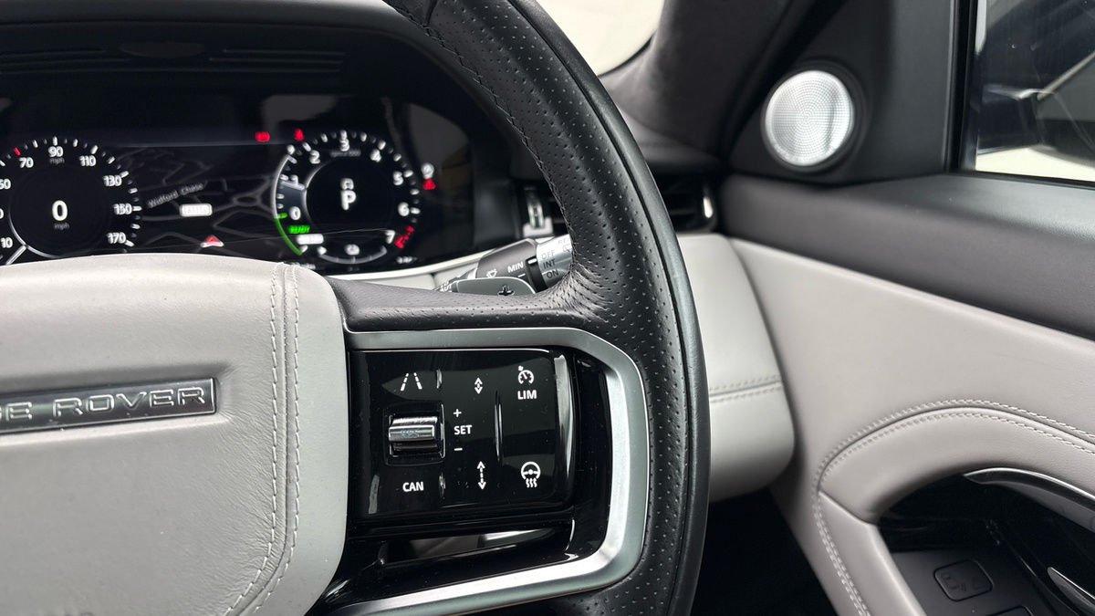 Land Rover Range Rover Evoque Image 14