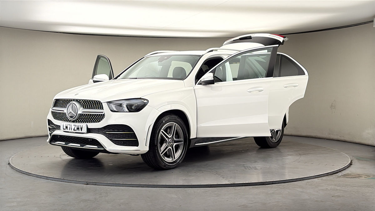 More views of Mercedes-Benz GLE