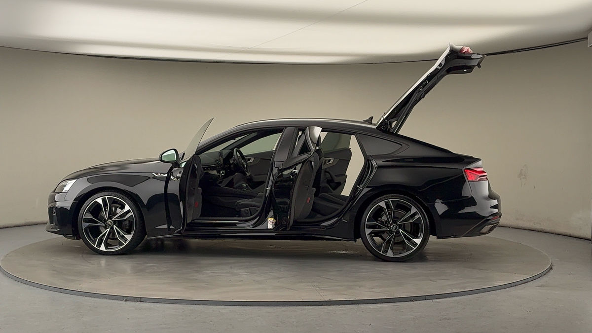 More views of Audi A5