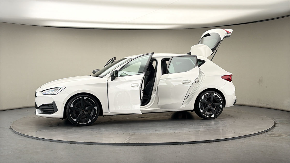 More views of CUPRA Leon