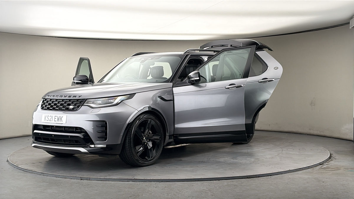 More views of Land Rover Discovery