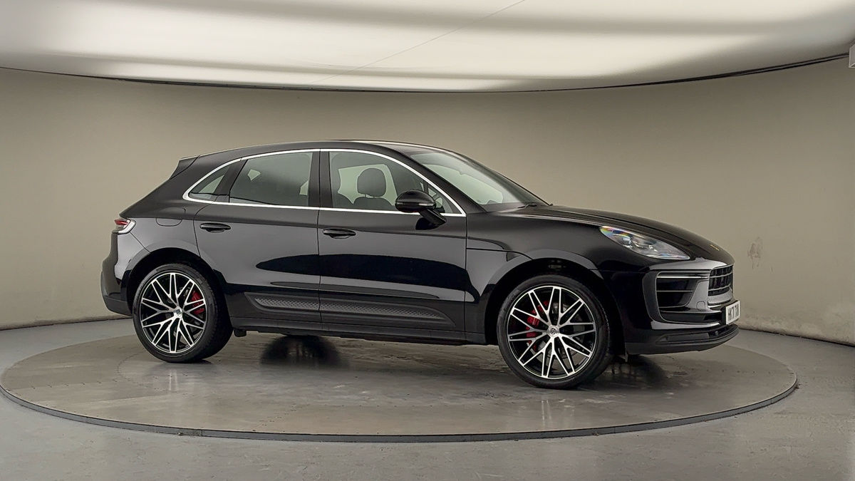 More views of Porsche Macan