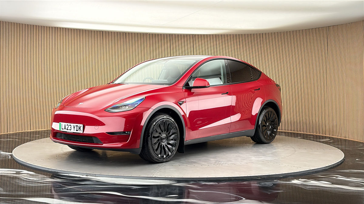 Tesla Model Y Image 20