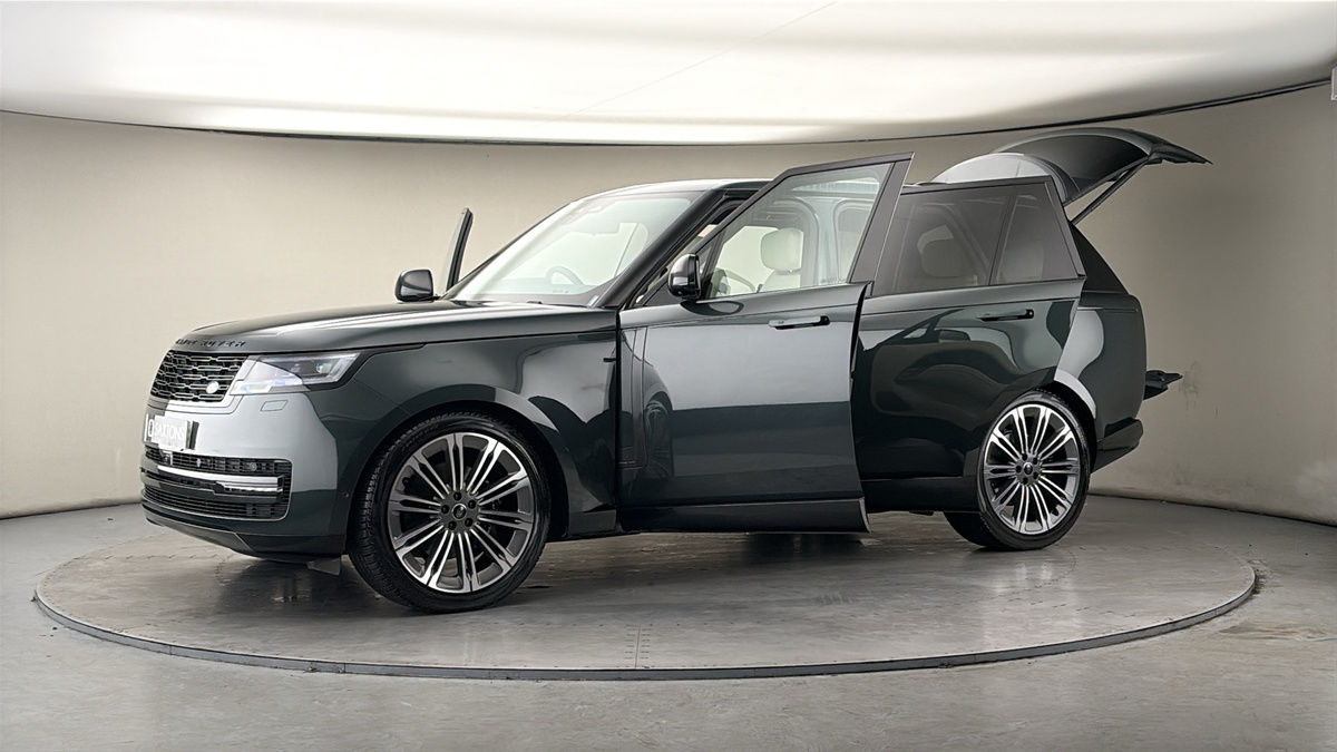 More views of Land Rover Range Rover