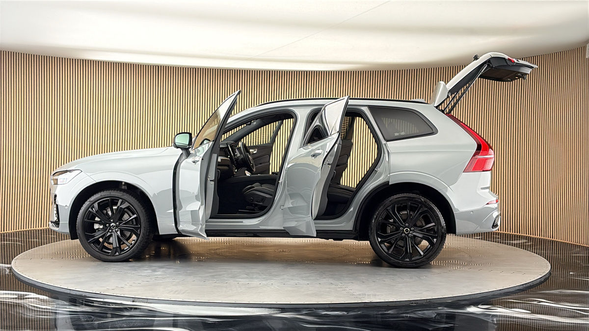 More views of Volvo XC60