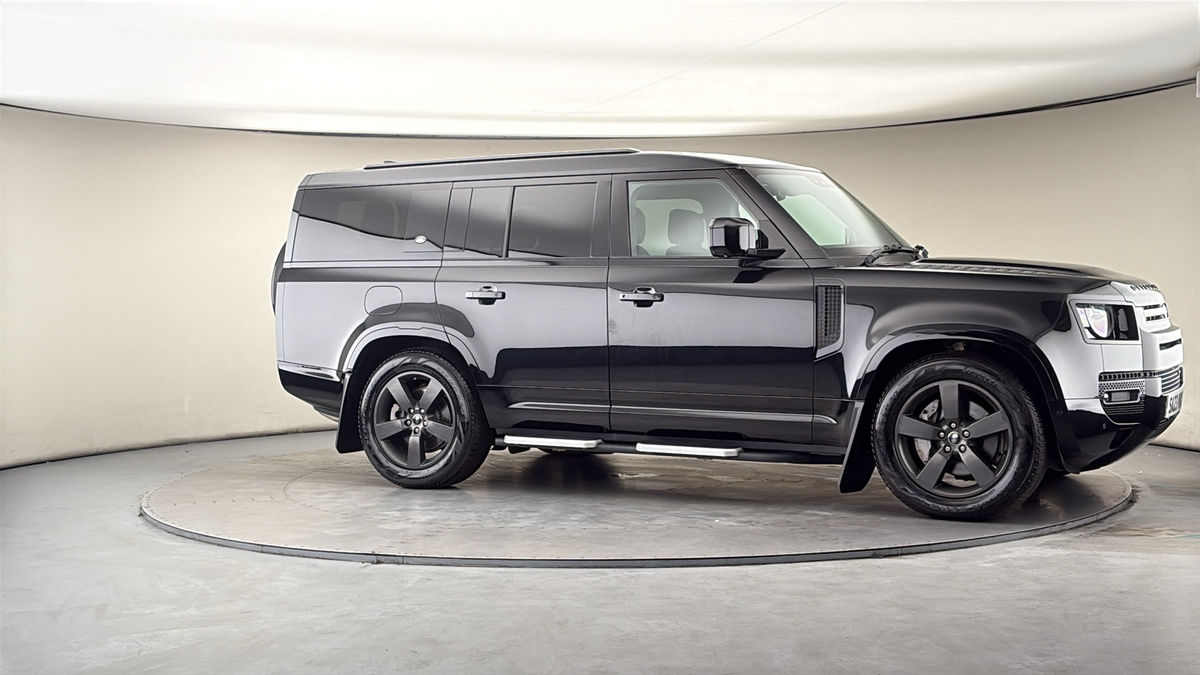 More views of Land Rover Defender 130