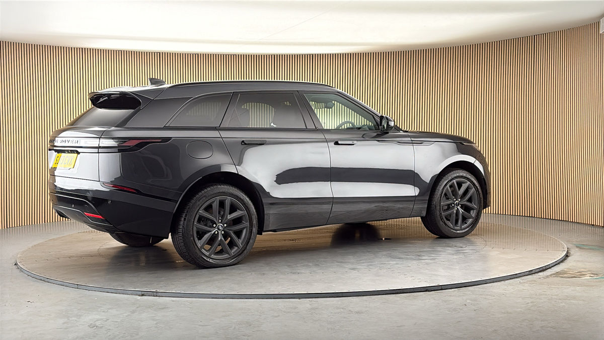 More views of Land Rover Range Rover Velar