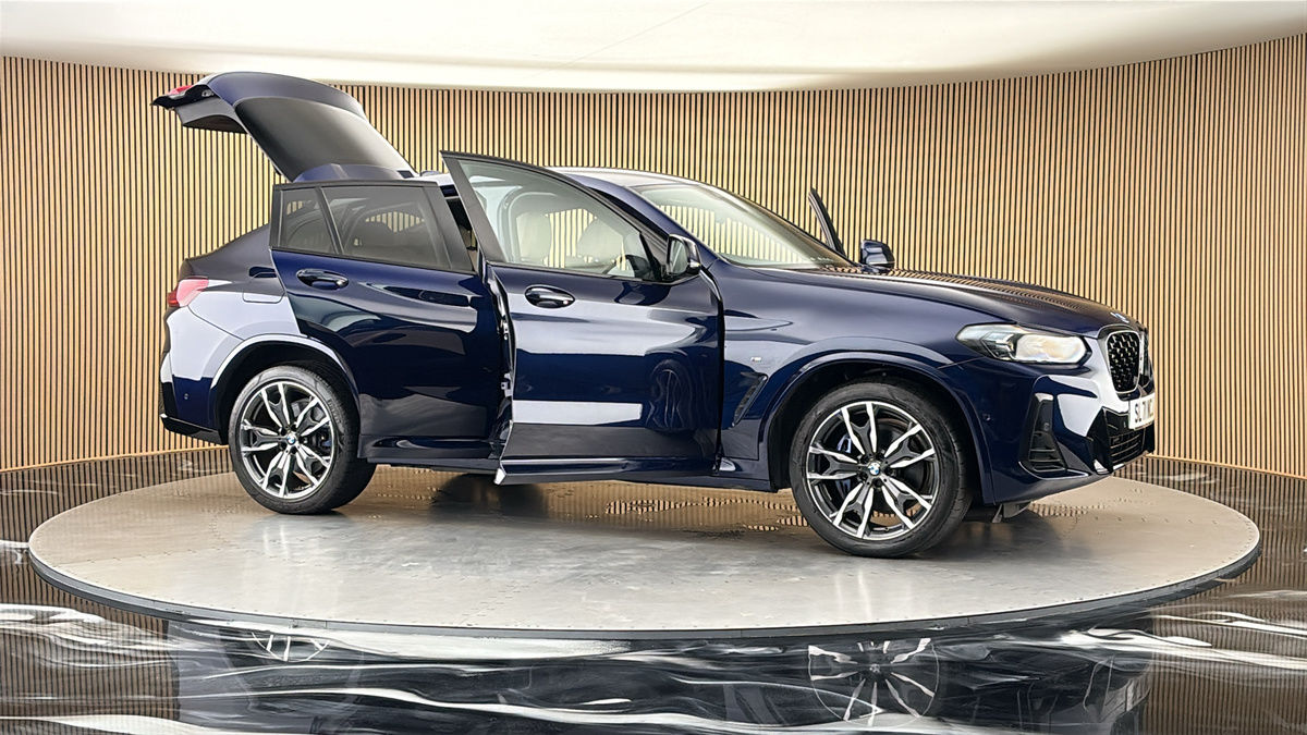 More views of BMW X4