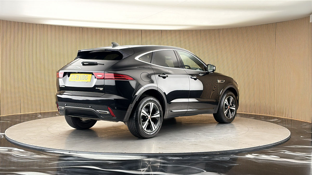 Jaguar E-PACE Image 21