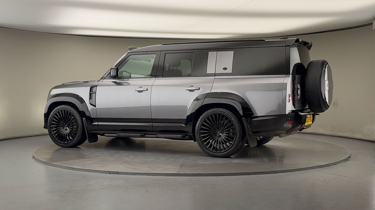 More views of Land Rover Defender 130