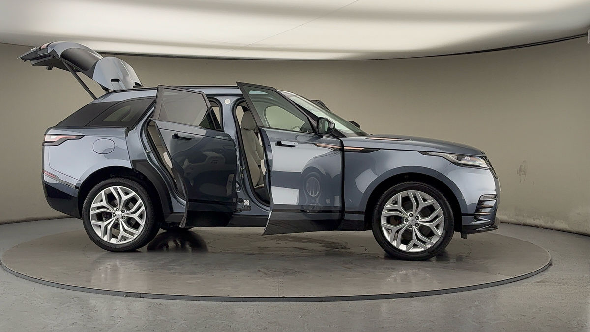 More views of Land Rover Range Rover Velar