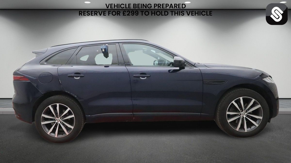 Jaguar F-PACE Image 5