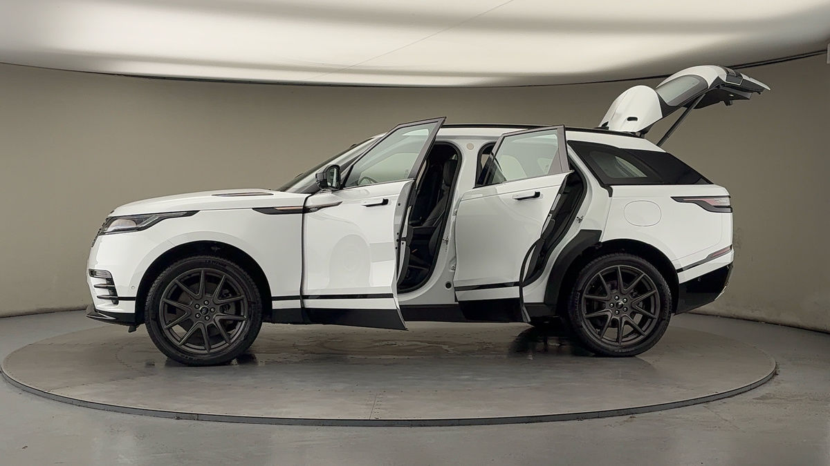 More views of Land Rover Range Rover Velar