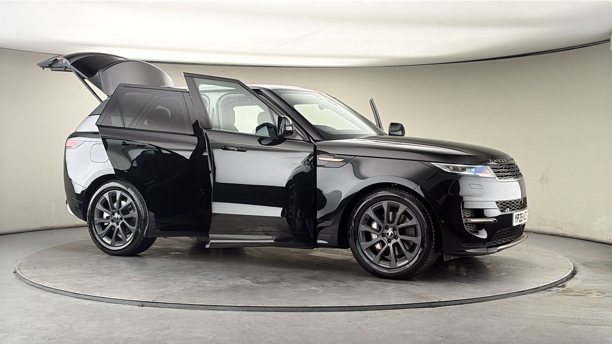 More views of Land Rover Range Rover Sport