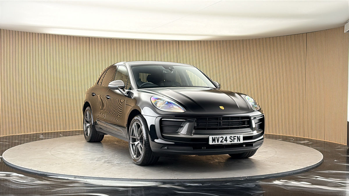 More views of Porsche Macan