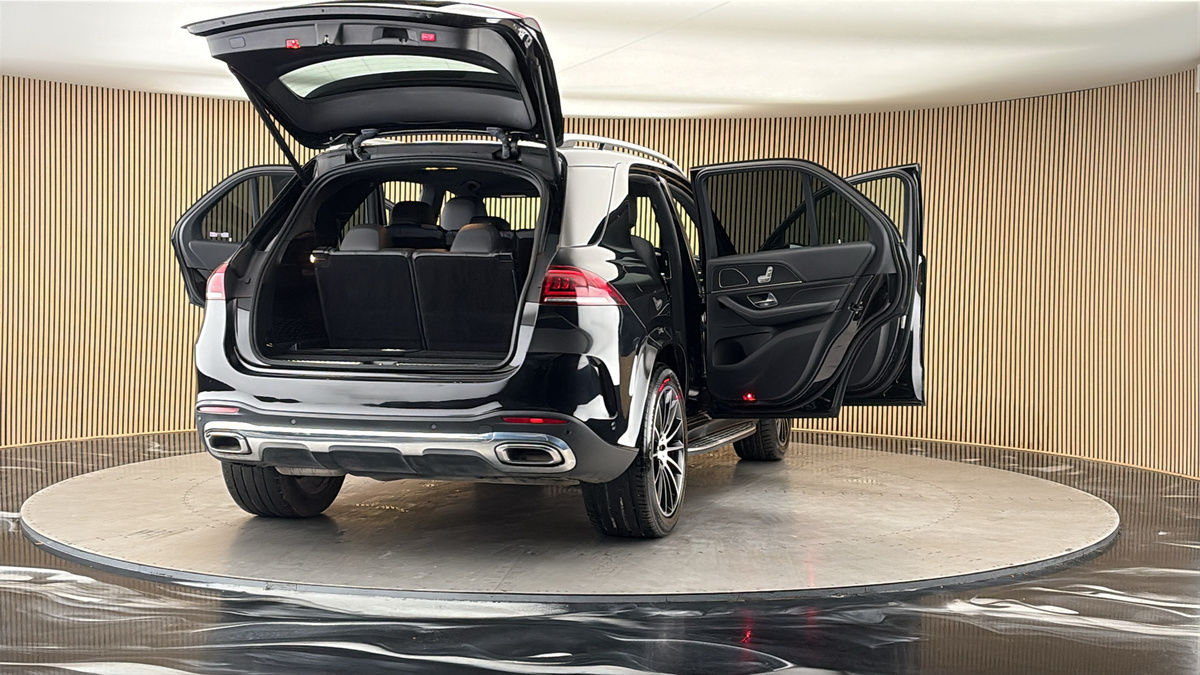More views of Mercedes-Benz GLE