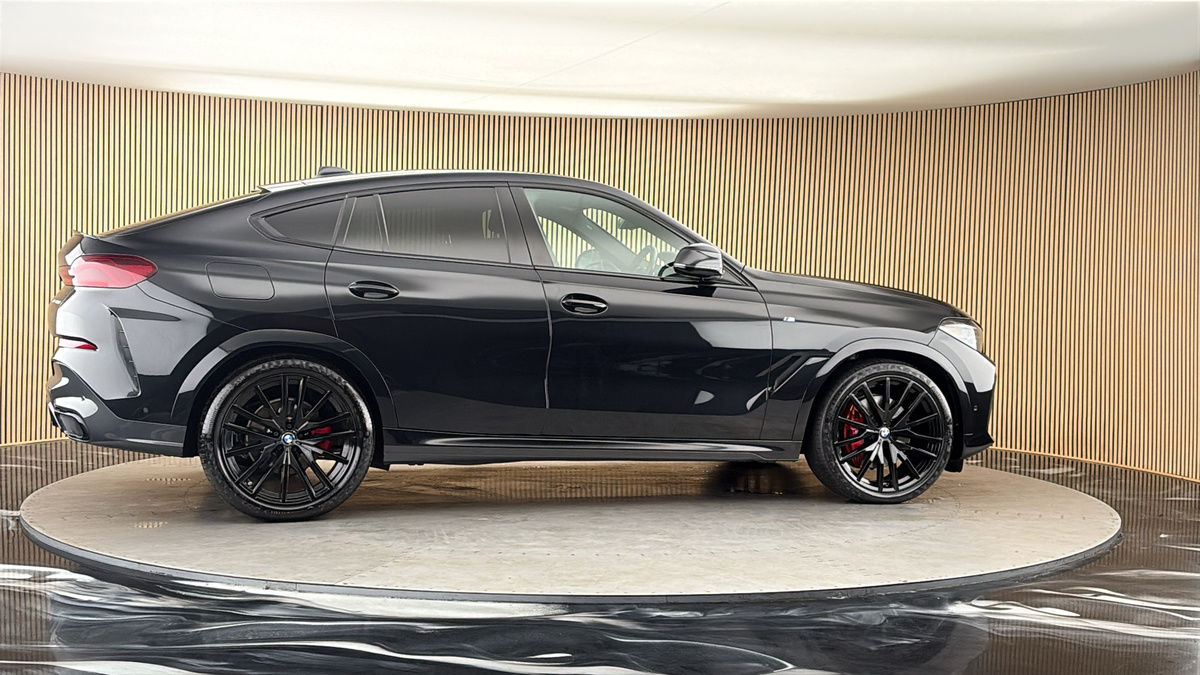 More views of BMW X6