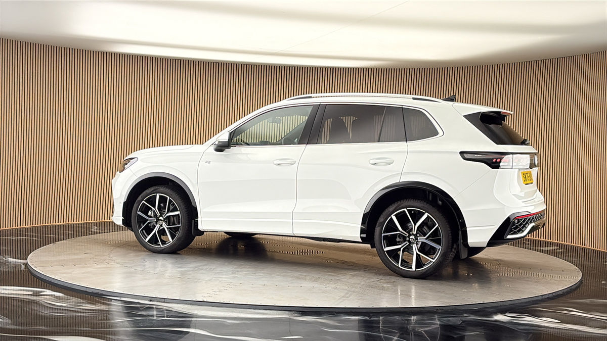 More views of Volkswagen Tiguan