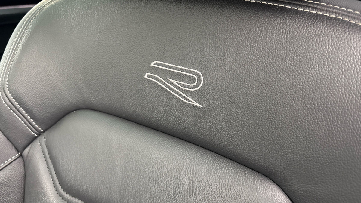 Volkswagen Touareg Image 25