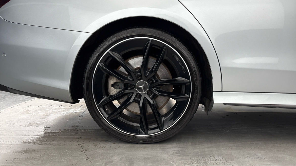 Mercedes-Benz E Class Image 10