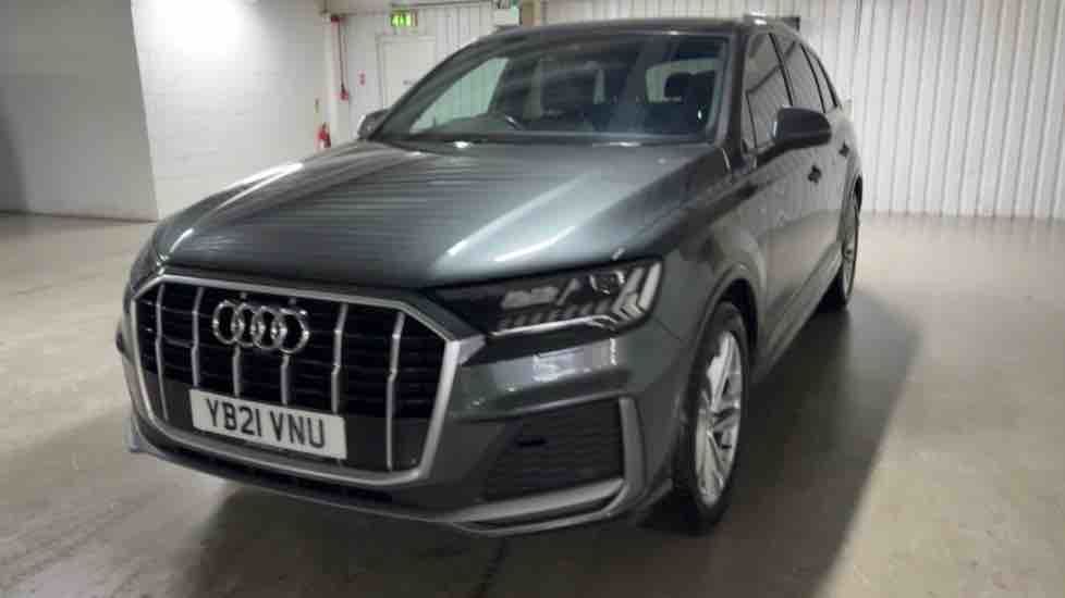 More views of Audi Q7