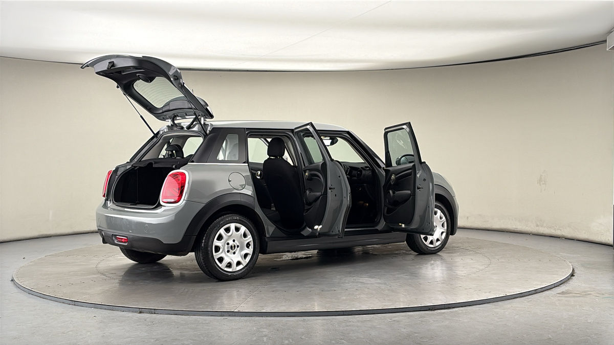 More views of MINI Hatch