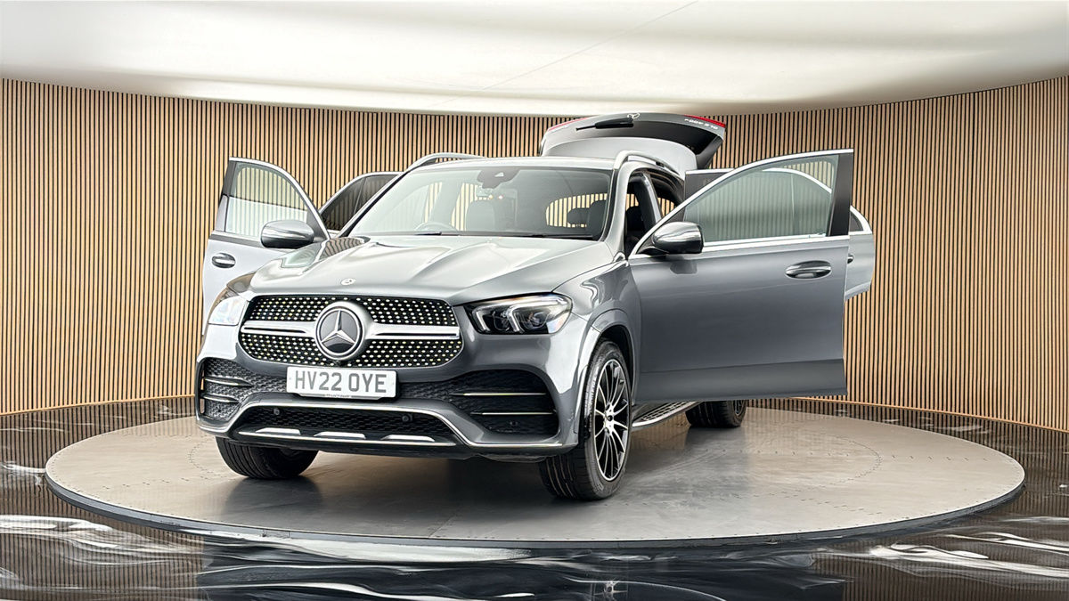 More views of Mercedes-Benz GLE