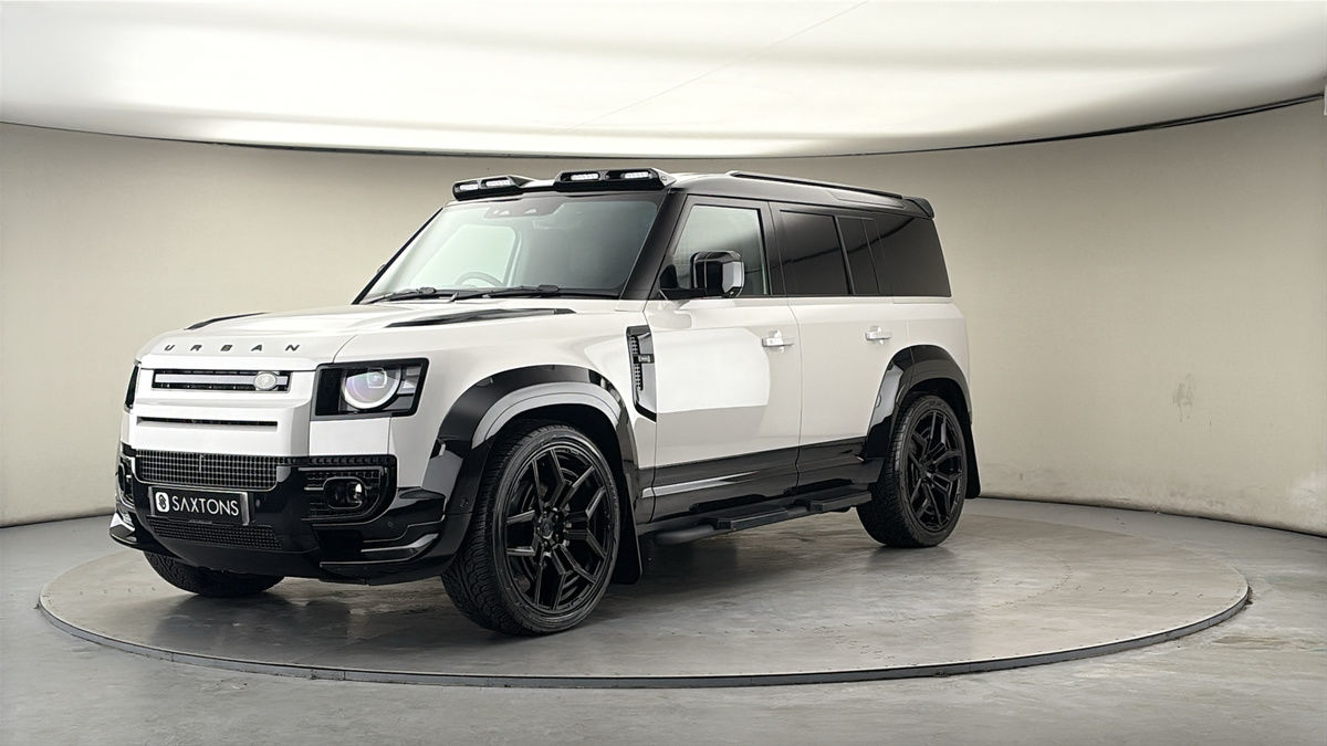 More views of Land Rover Defender 110