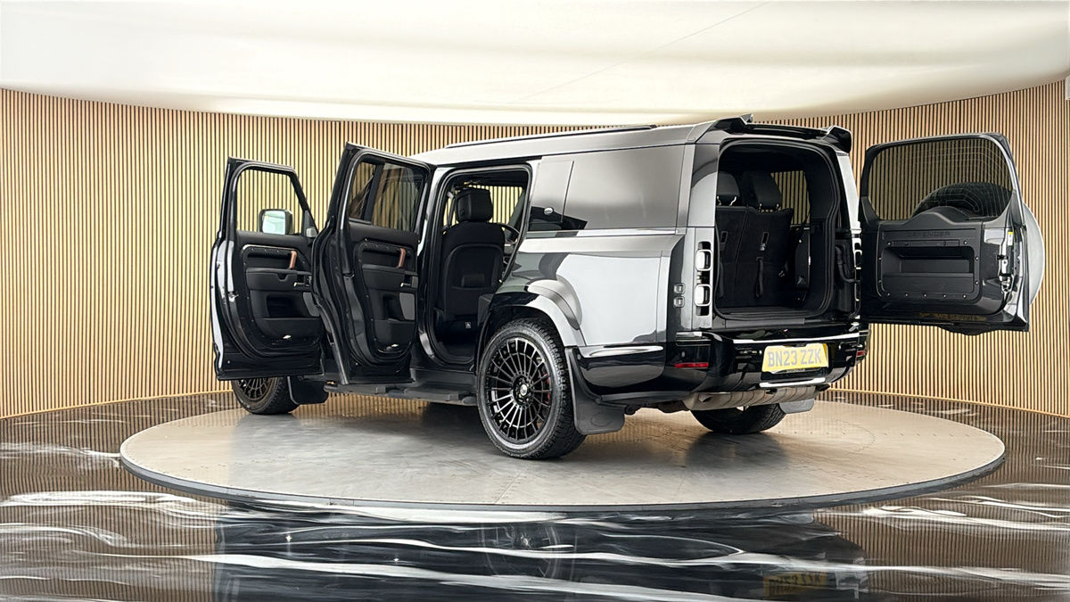 More views of Land Rover Defender 130