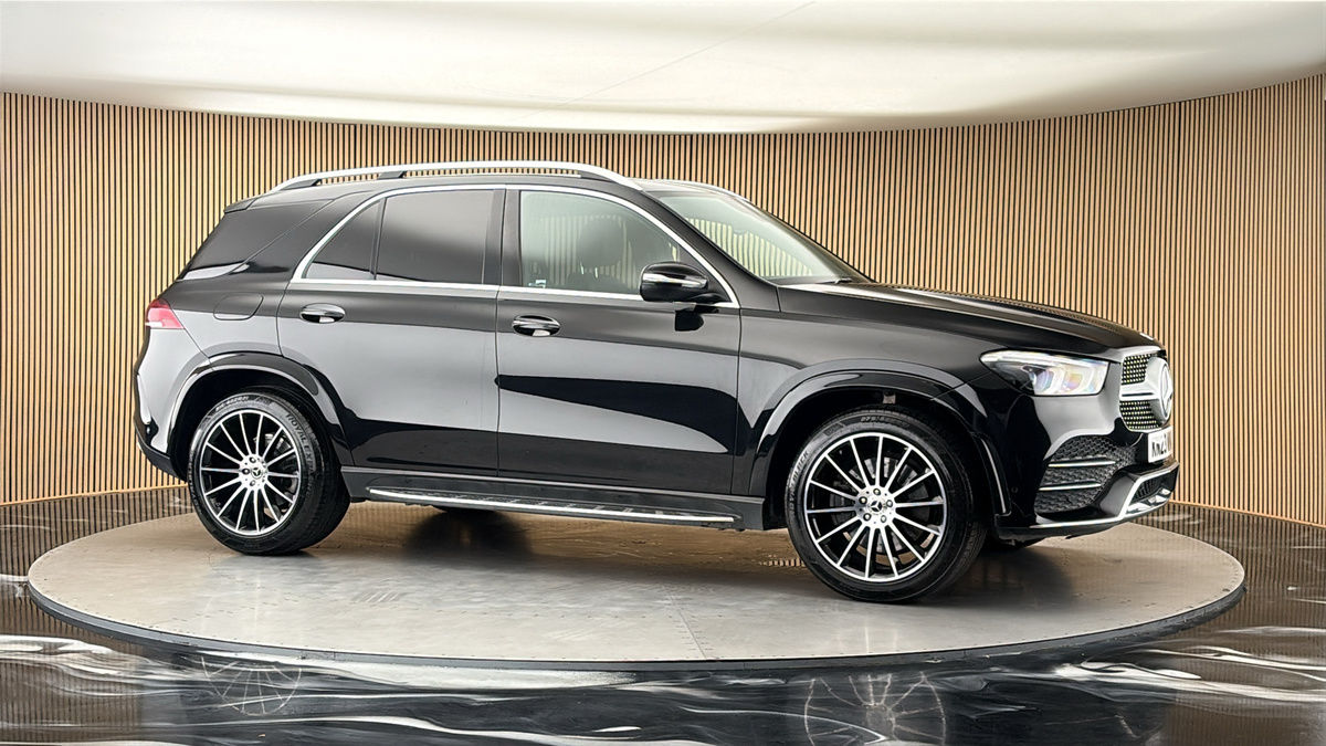 More views of Mercedes-Benz GLE