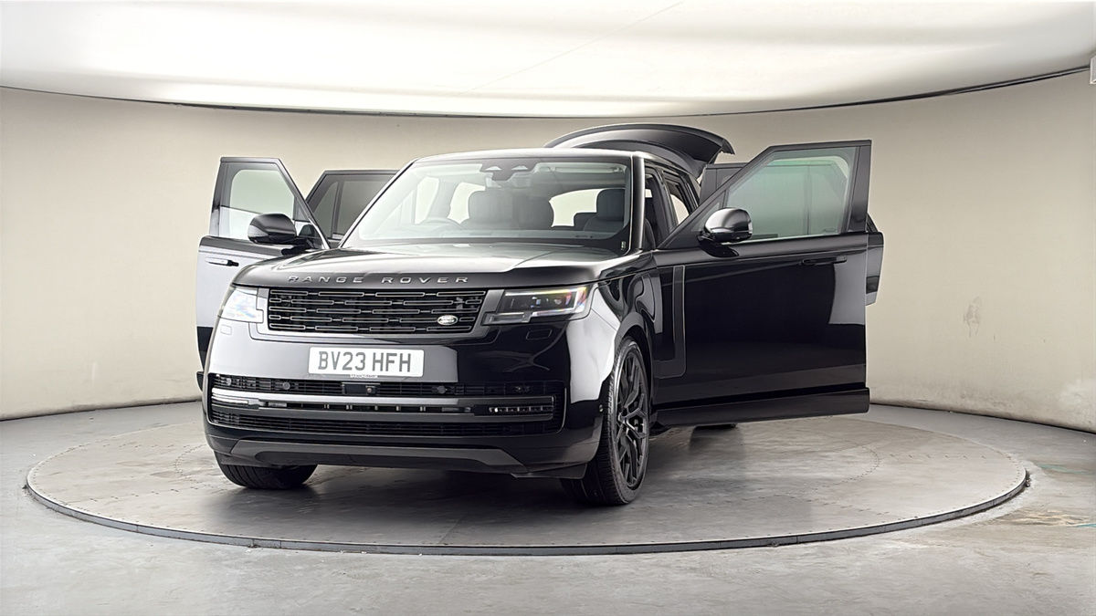 More views of Land Rover Range Rover