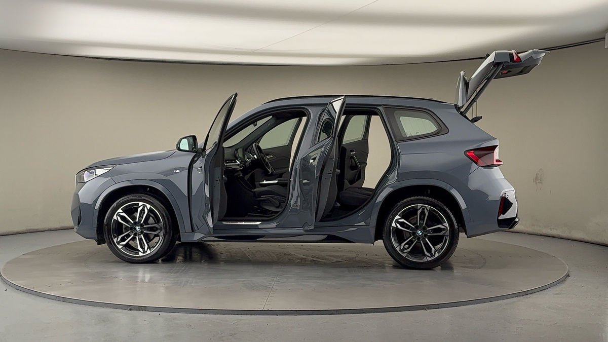 More views of BMW X1