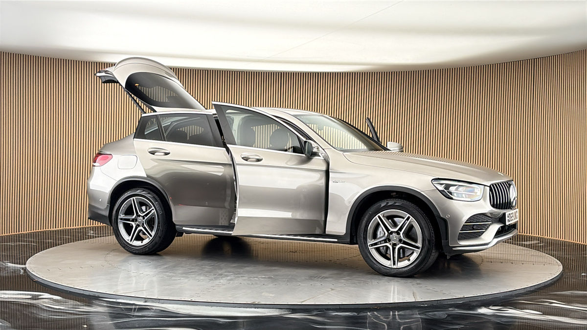 More views of Mercedes-Benz GLC