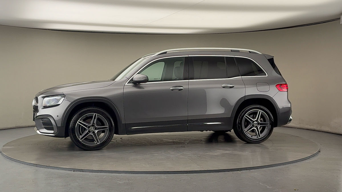 More views of Mercedes-Benz GLB