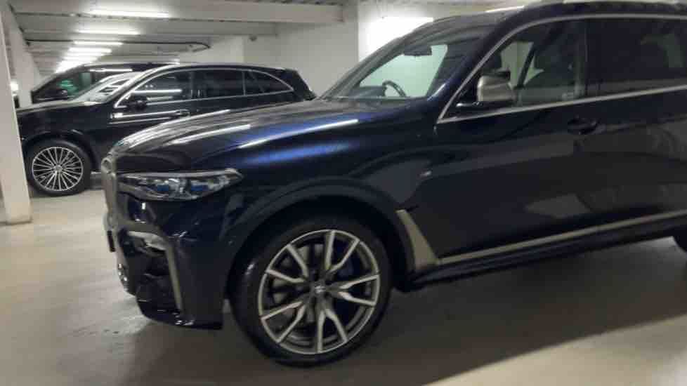 More views of BMW X7