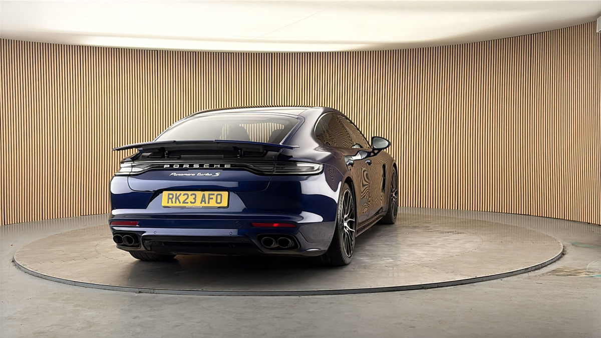 More views of Porsche Panamera
