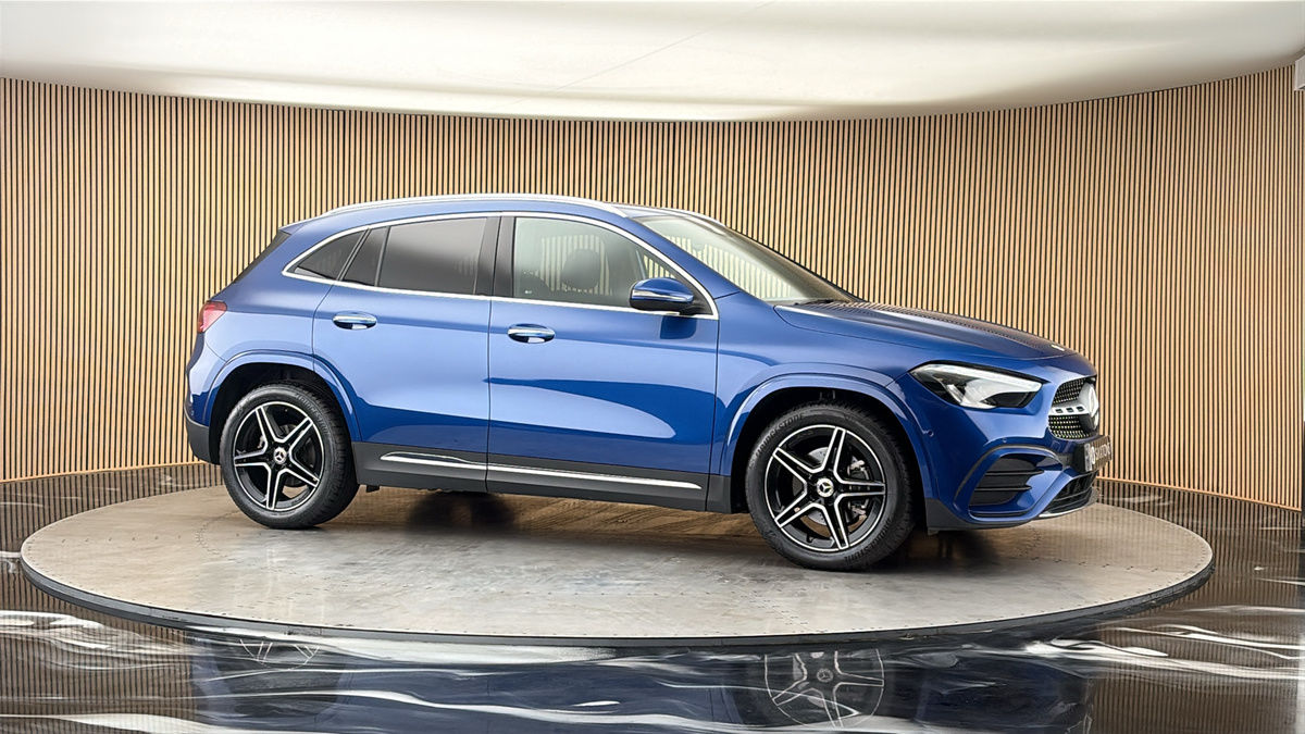 More views of Mercedes-Benz GLA