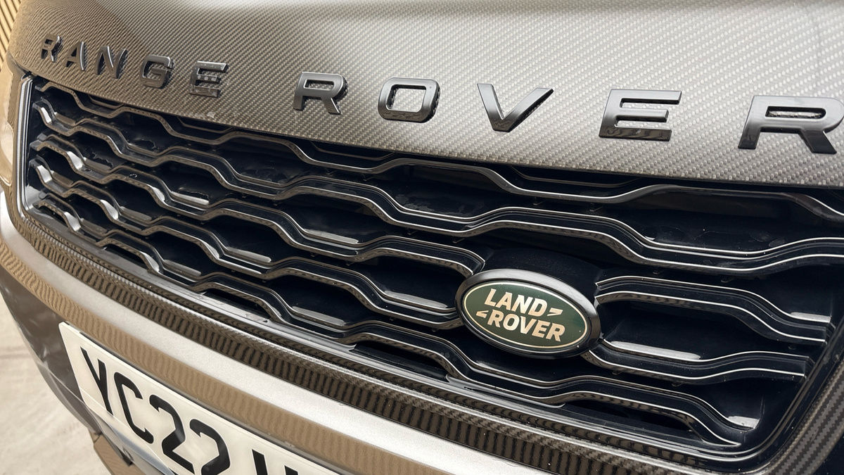 Land Rover Range Rover Sport Image 24