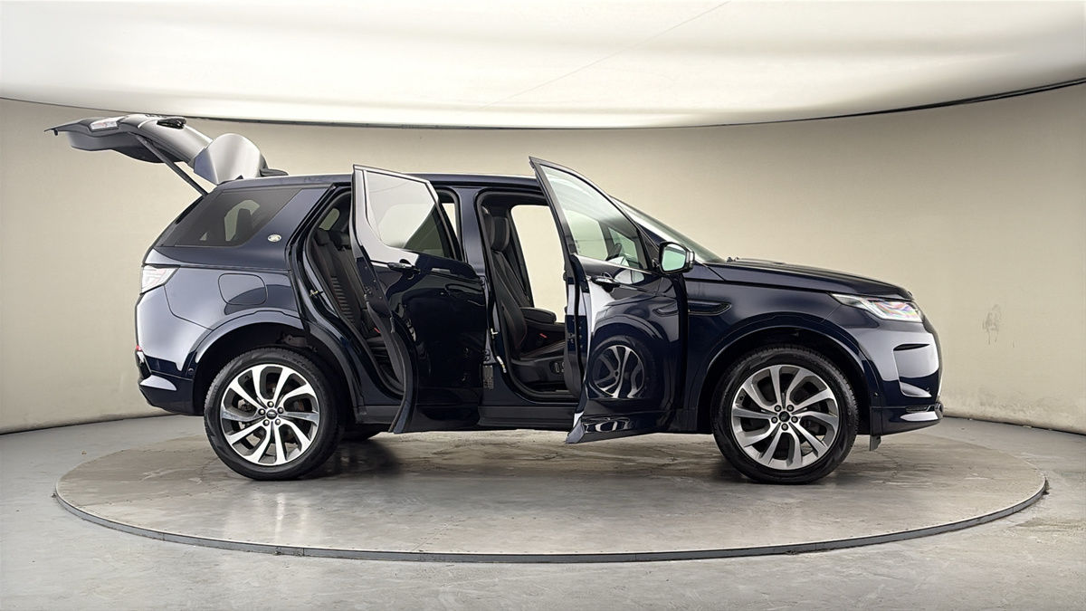 More views of Land Rover Discovery Sport