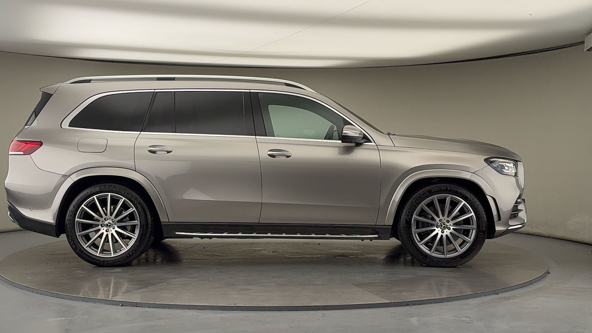 Mercedes-Benz GLS Image 16