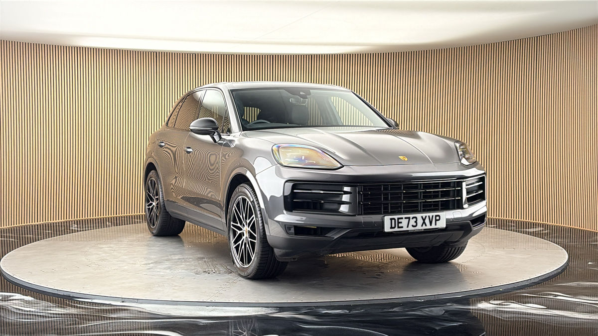 More views of Porsche Cayenne