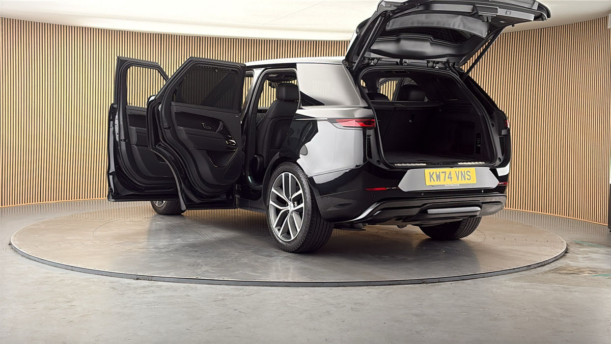 Land Rover Range Rover Sport Image 23