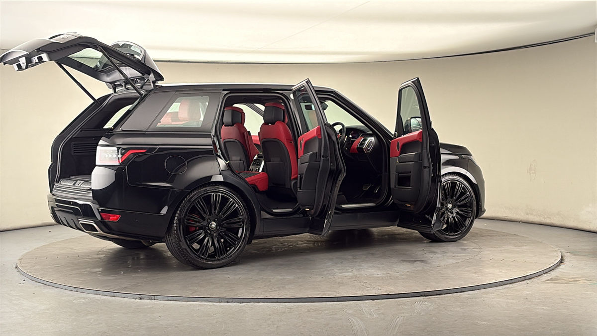 More views of Land Rover Range Rover Sport