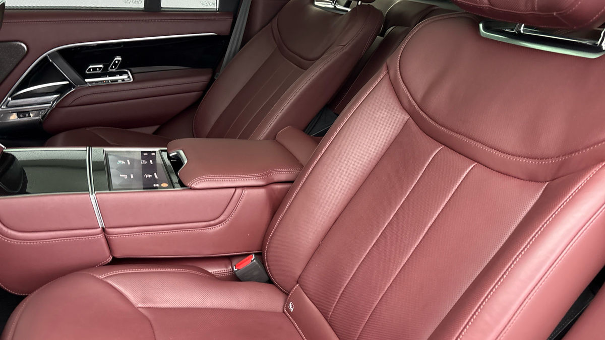 Land Rover Range Rover Image 9