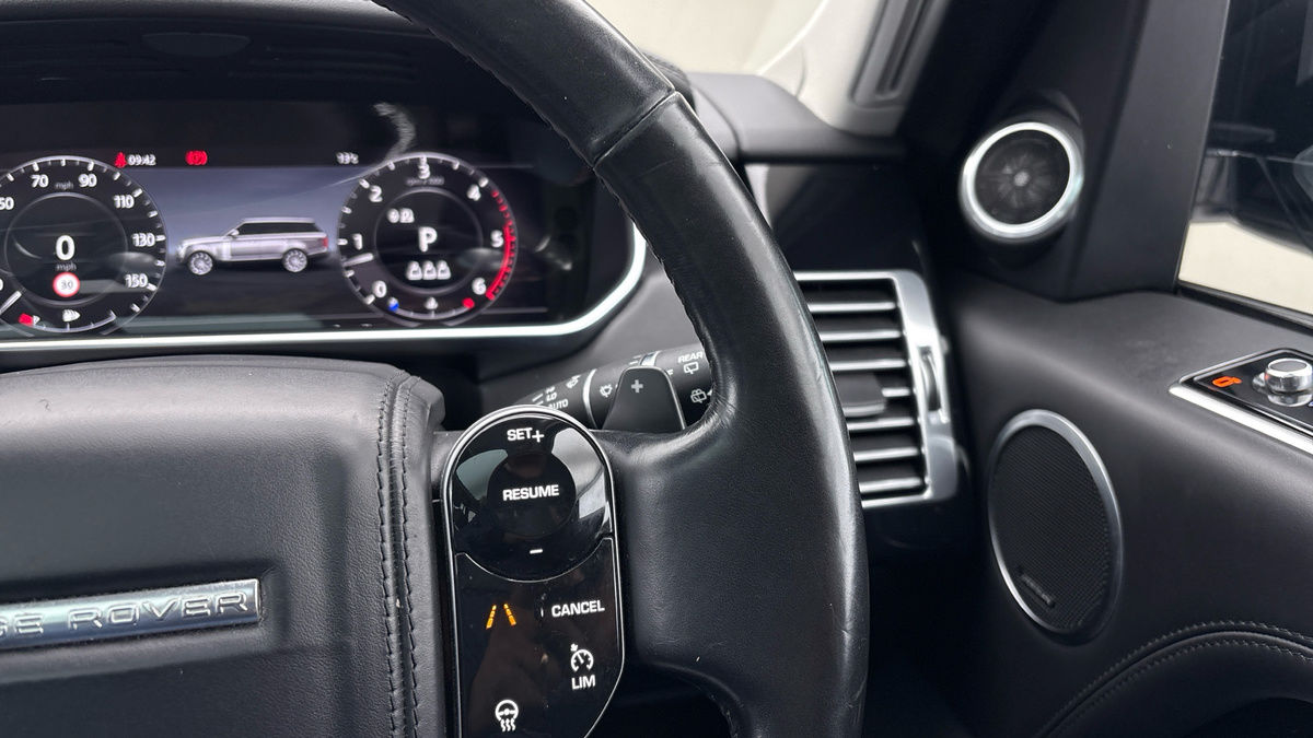 Land Rover Range Rover Image 14